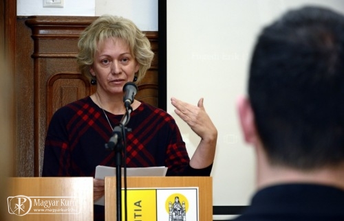 Völgyesi Orsolya előadása a Sapientia Szerzetesi Hittudományi Főiskolán